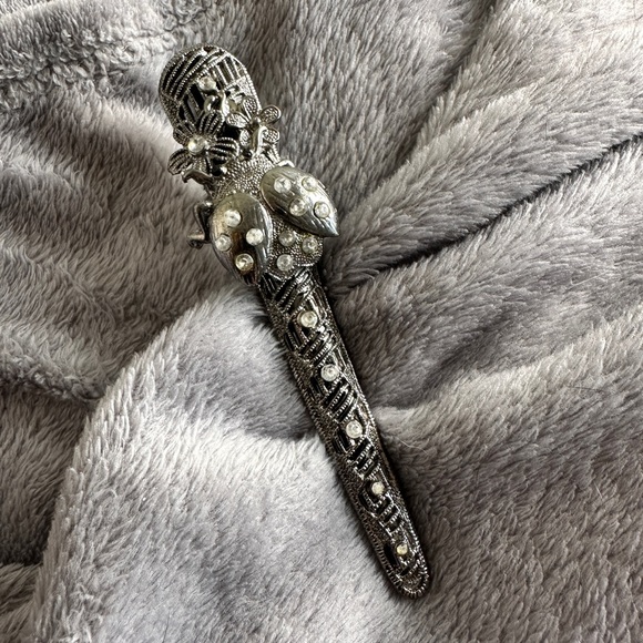 Vintage silver ladybug hairclip - Picture 1 of 8